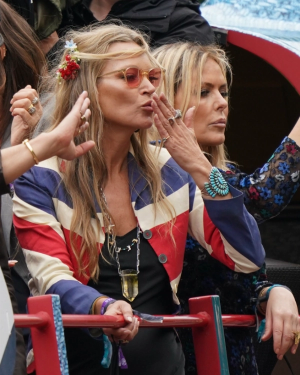 Union Jack Zip-Up Jacket for Men  Bold British Style