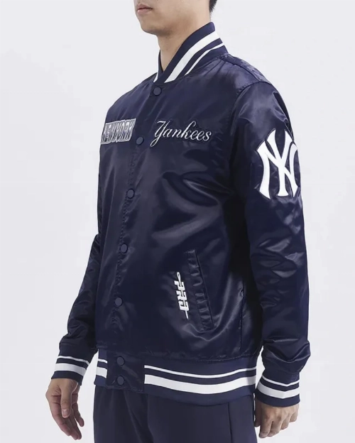 NY Yankees Classic Turn It Up M Navy Satin Baseball Jacket
